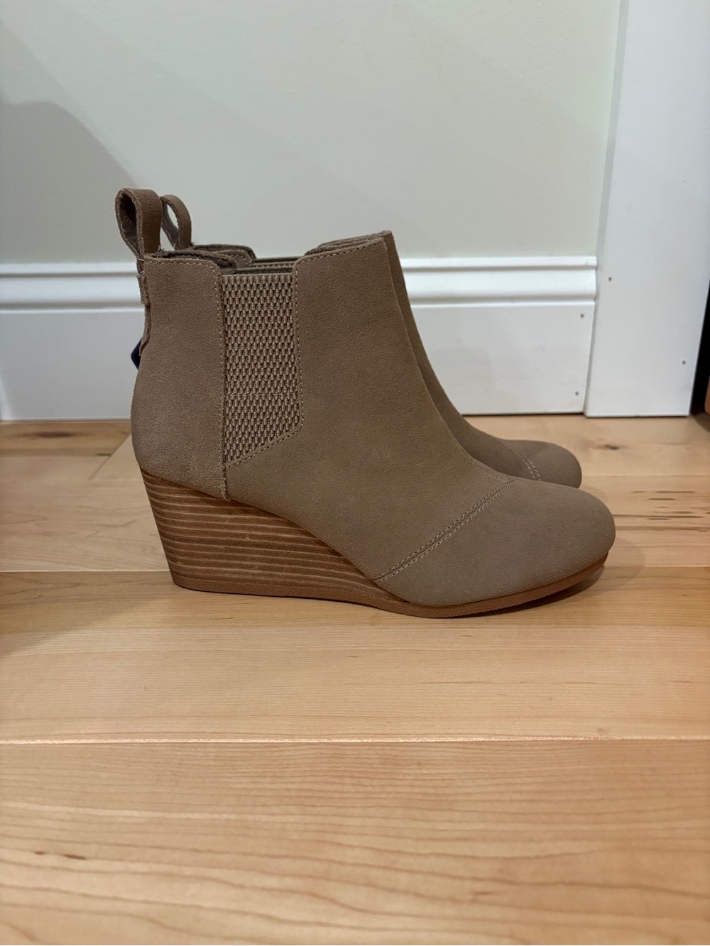 Women's Suede Wedge Ankle Boot